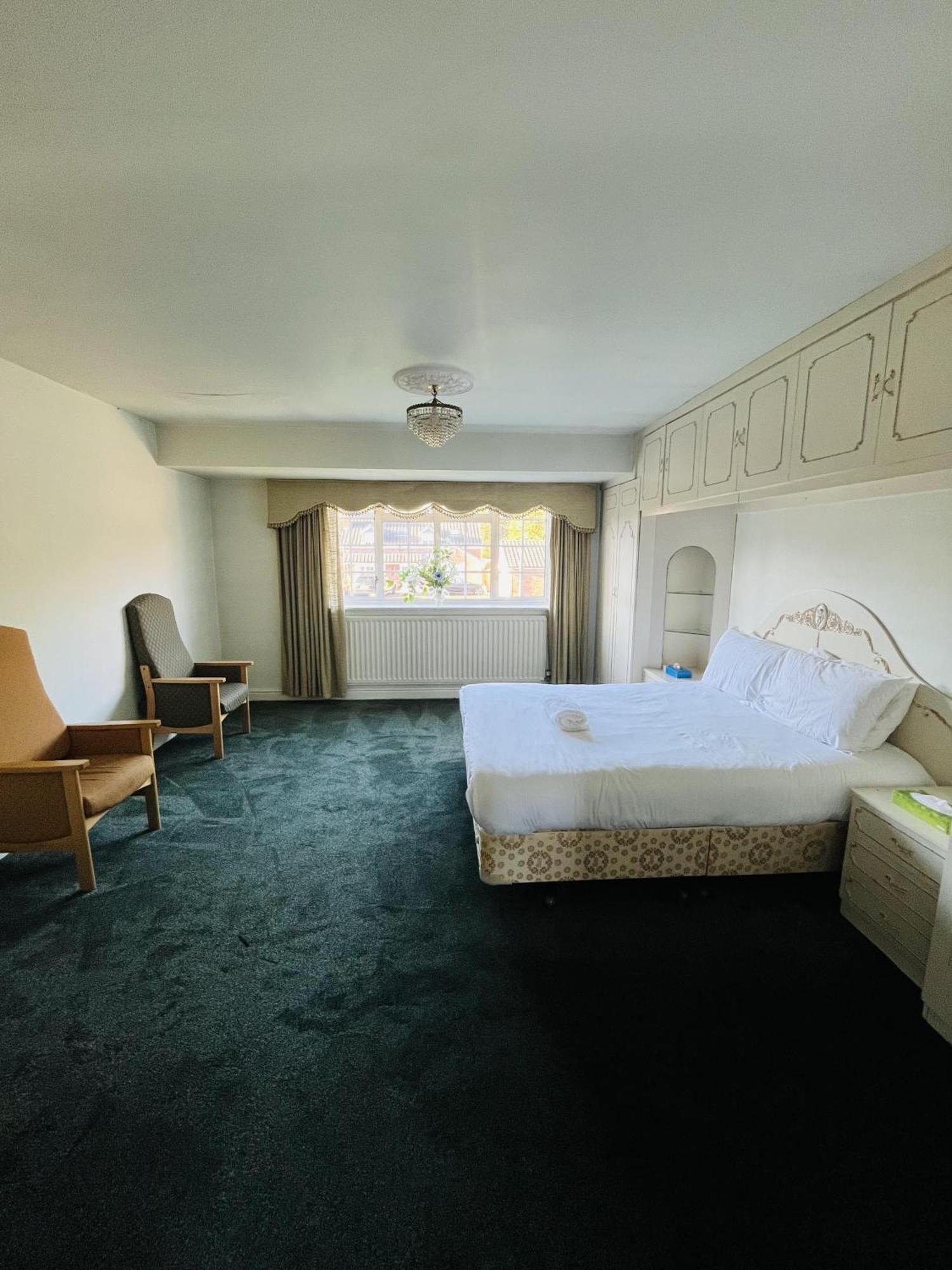Unwind In Comfort At Cosy Caradus Free Parking Birmingam Exterior foto