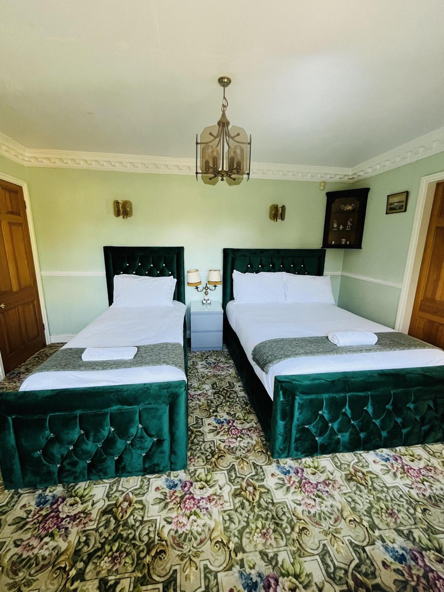 Unwind In Comfort At Cosy Caradus Free Parking Birmingam Exterior foto
