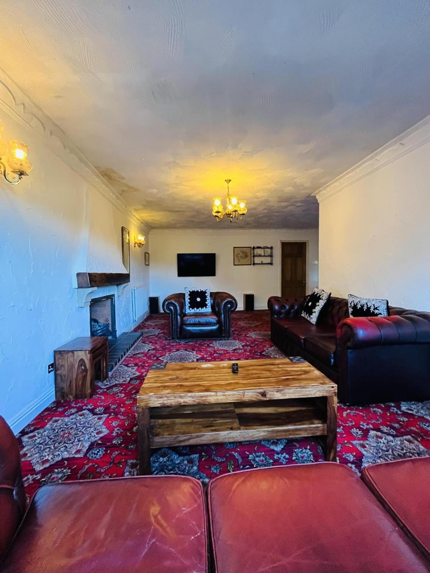 Unwind In Comfort At Cosy Caradus Free Parking Birmingam Exterior foto